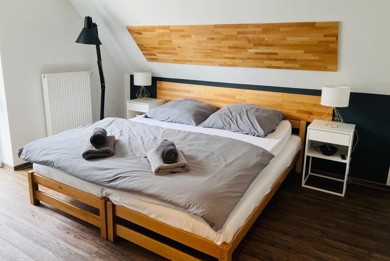Gemutliches, Stadtnahes 2-Zimmer Apartment Mit Netflix Bielefeld Eksteriør bilde