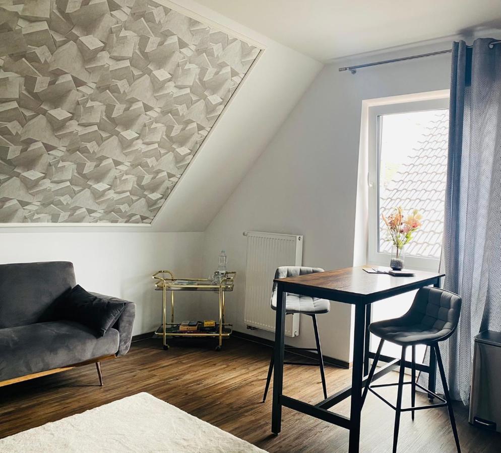 Gemutliches, Stadtnahes 2-Zimmer Apartment Mit Netflix Bielefeld Eksteriør bilde
